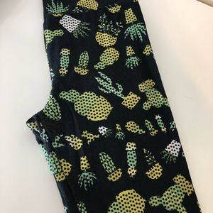 Cactus print Lularoe Leggings